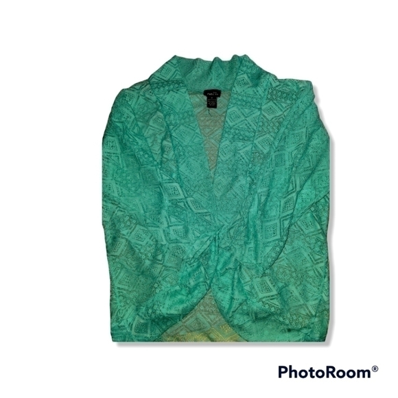 Rue 21 lace top - Picture 2 of 2